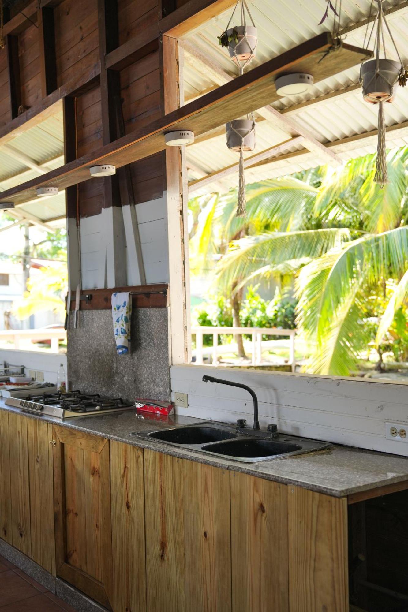 La Caribena House- Bocas Del Toro, Isla Colon, Panama Big Creek
